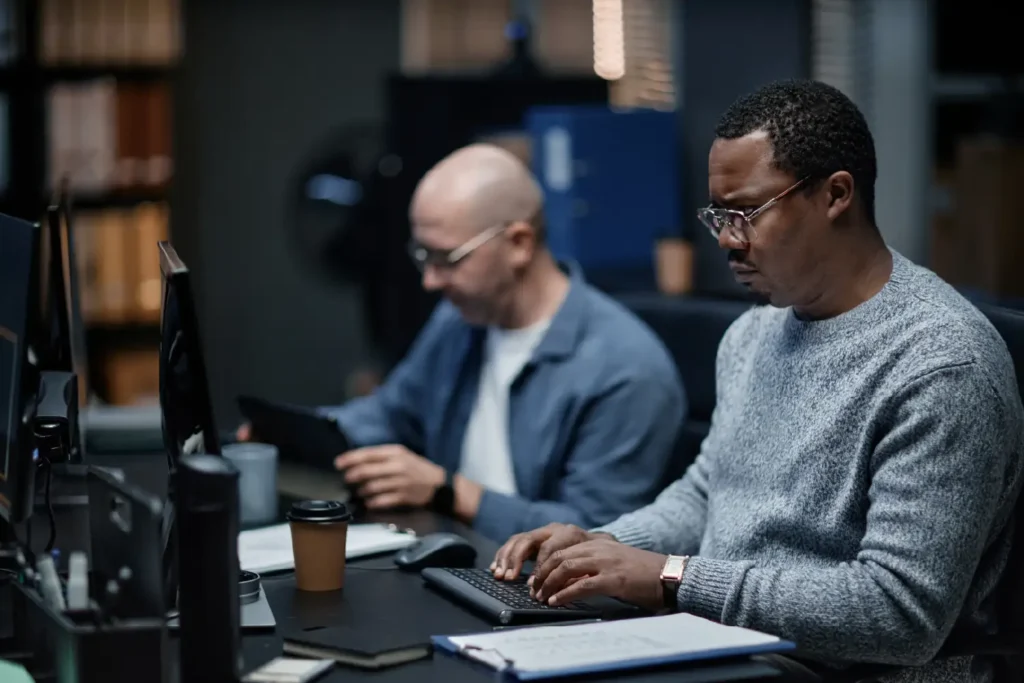 IT consultants collaborating with growth-minded business leaders to scale infrastructure and accelerate profitability.